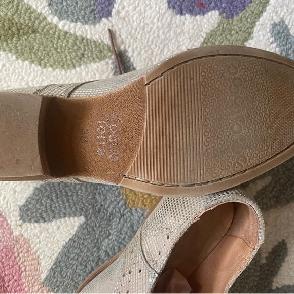 Coque Terra Mary Jane’s, size 8, silver - Picture 4 of 4